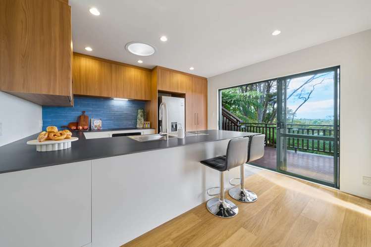 45 Emlyn Place Torbay_3