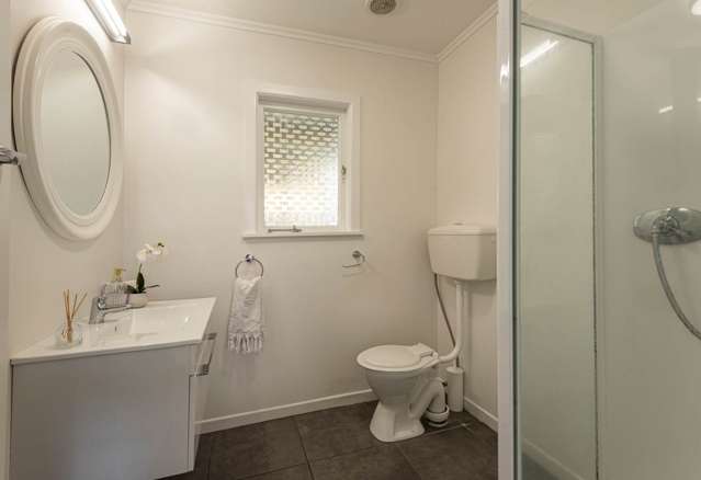 18a Lovatt Crescent Kensington_4