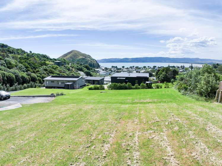 19 Seaview Drive Māhia_5