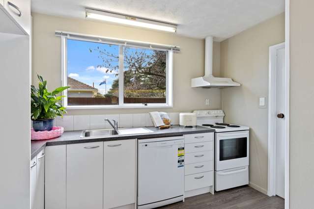 44a Kathleen Crescent Hornby_4