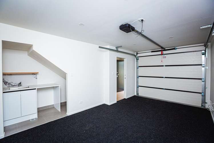 145 Albany Highway Unsworth Heights_14