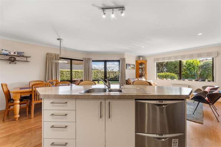 10 Woodstock Place Stoke_26