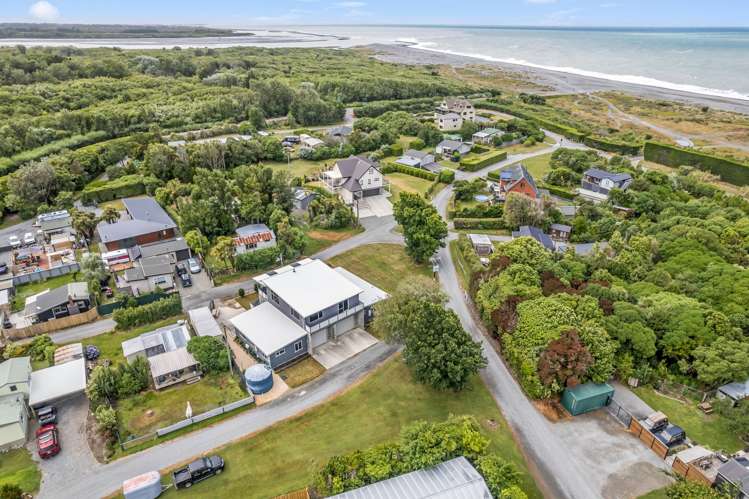 75 Kingsburys Road_0