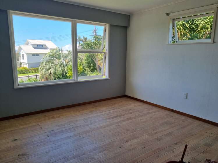 33 Deerness Crescent Algies Bay_8