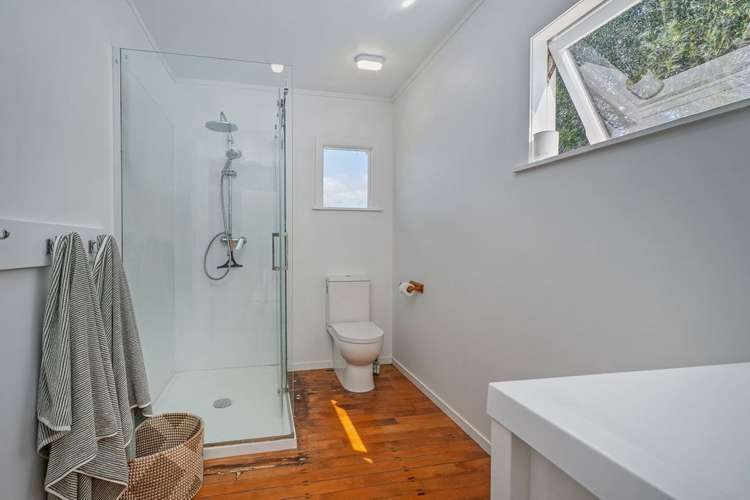 4 Ocean Beach Road Tairua_13