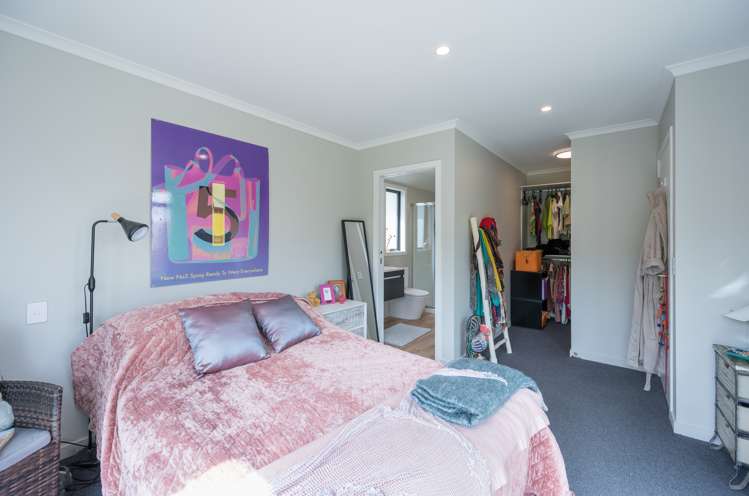 18 Waterson Lane Stoke_17