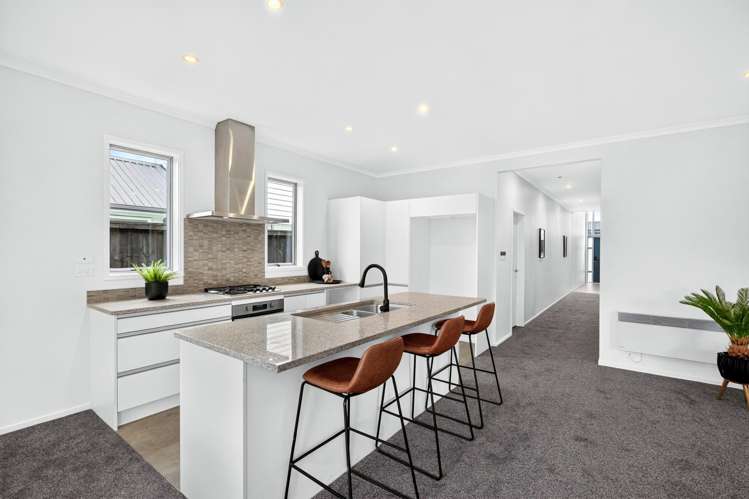 8 Poaka Road Hobsonville_6