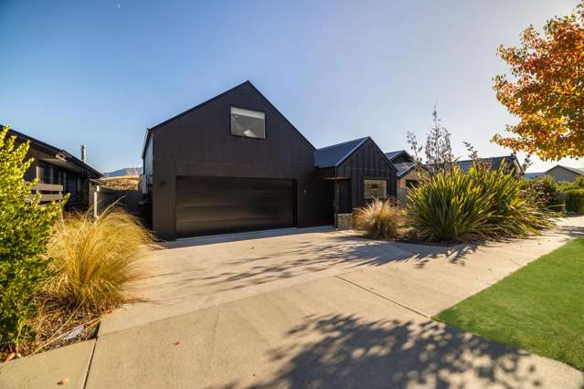 Family home with flexible income potential