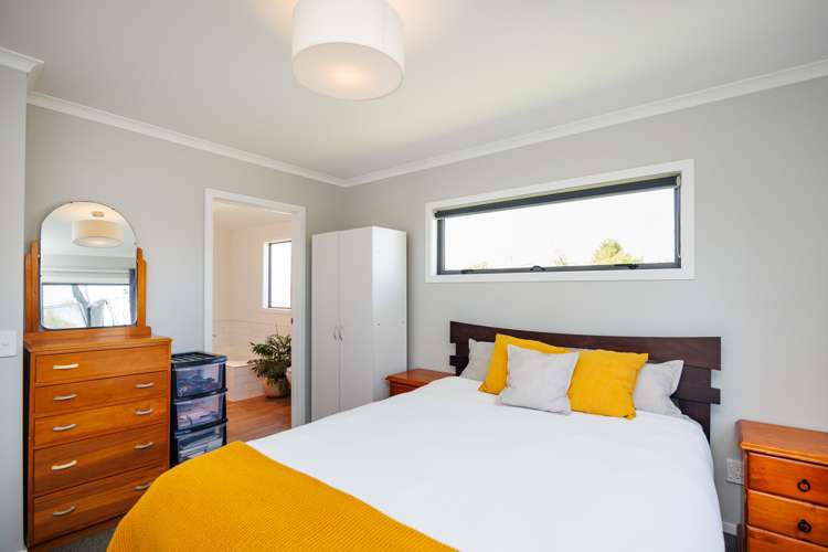 29 Wescombe Grove Feilding_6