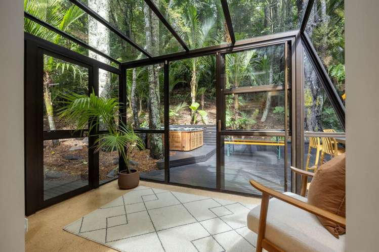 5 Paturoa Road Titirangi_12