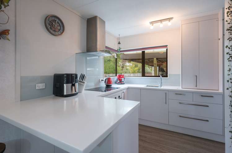 2/10 Cawthron Crescent Annesbrook_6