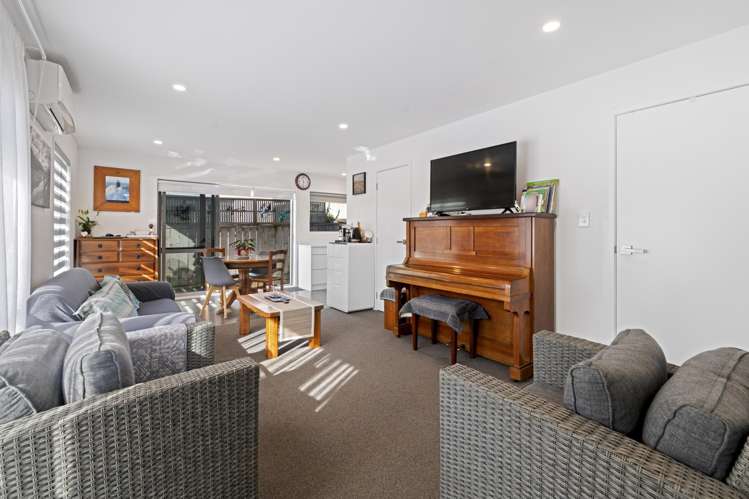 6a Sullivan Avenue Mangere Bridge_7