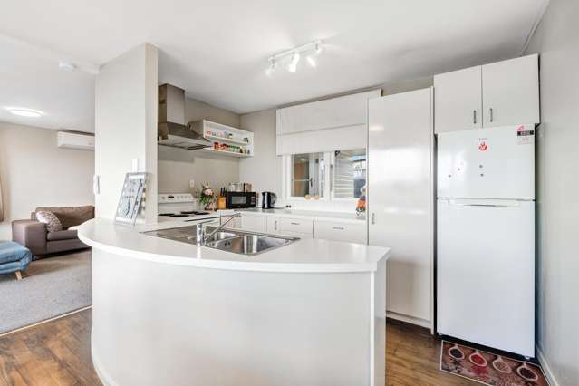 805 Whangaparaoa Road Manly_4