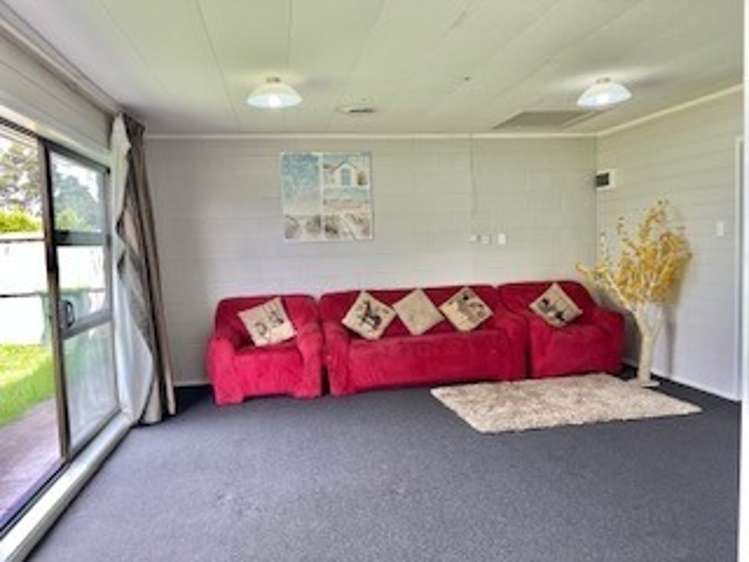 80 Millbrook Road (back house) Henderson_6