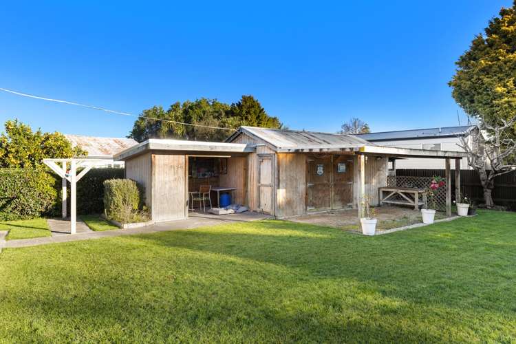 79 Savage Crescent West End_6