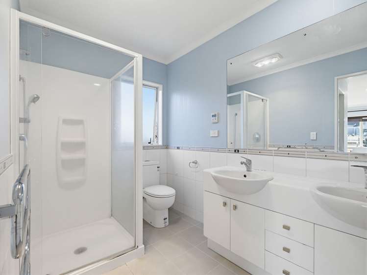 3 Howith Street Flat Bush_10