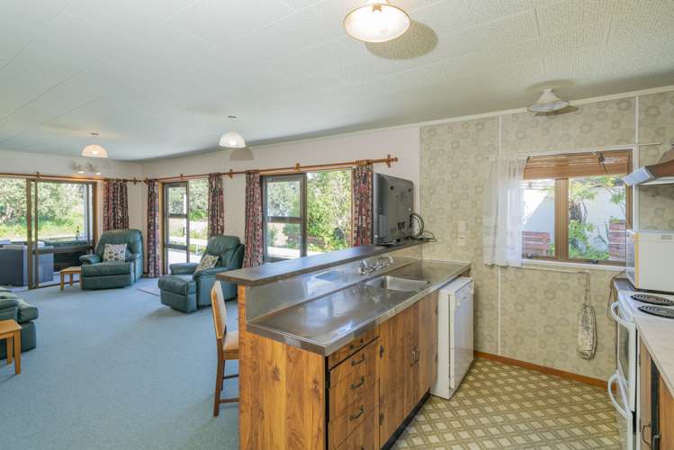 30 Given Grove Pauanui_7