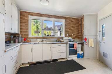 66 Clayton Avenue_3
