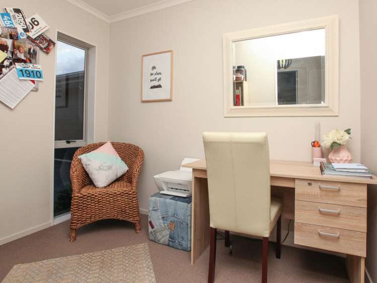 743 River Road Chartwell_7