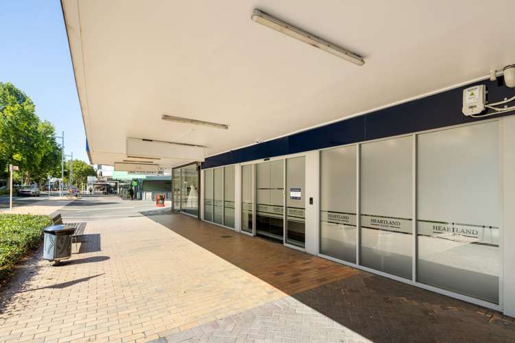 411-415 Victoria Street Hamilton Central_7