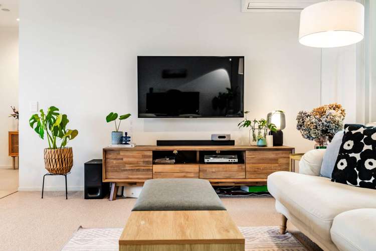 101 Barbarich Drive Stonefields_13