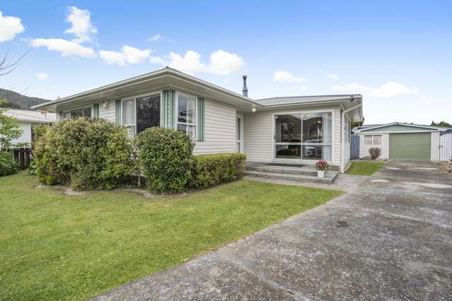 15 Wimbledon Grove Wainuiomata_3