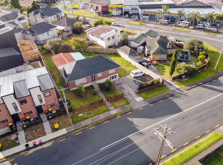 68 Delta Avenue New Lynn_12