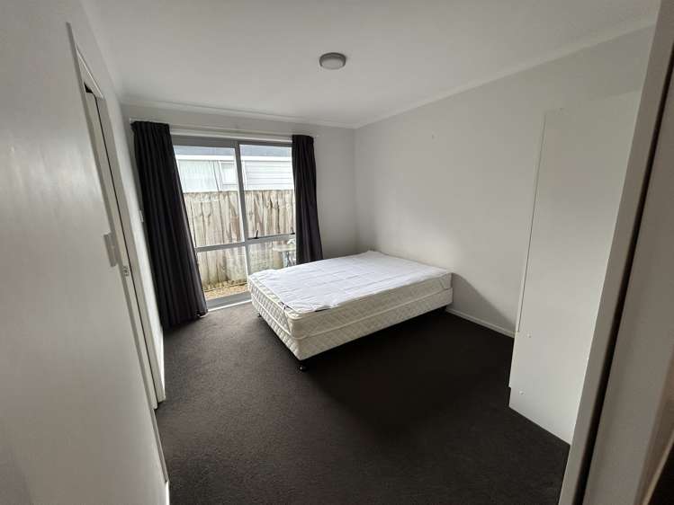 1/12 Crescent Court Melville_5