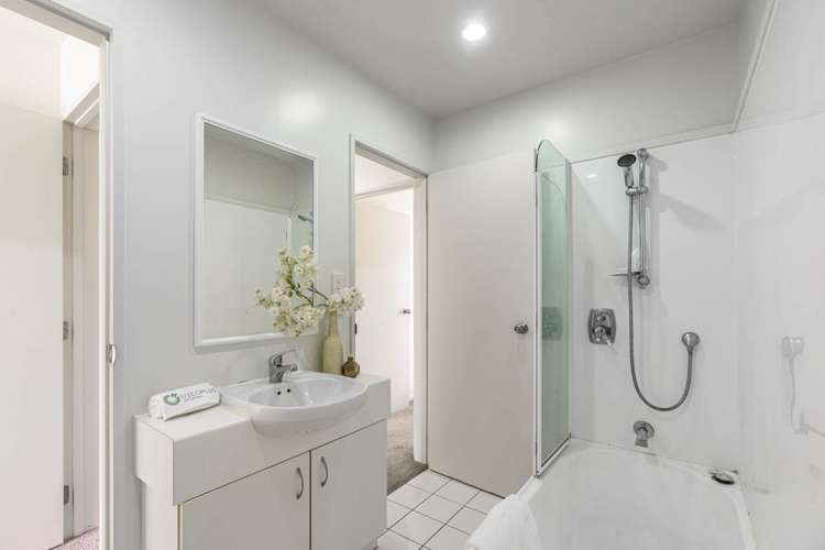 10/30 John Jennings Drive Oteha_11