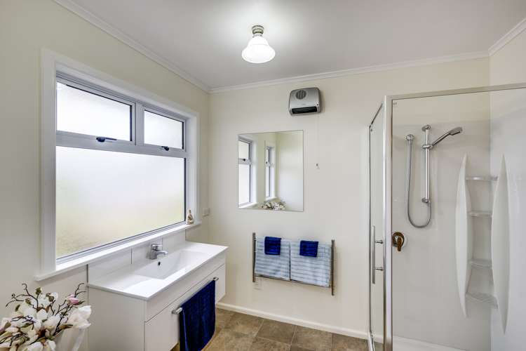 18 The Esplanade Westshore_7