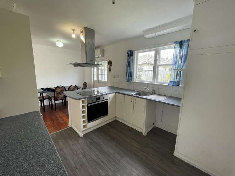 8 Whakataki Grove Waiwhetu_2