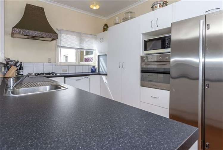 23 Towers Street Paeroa_14