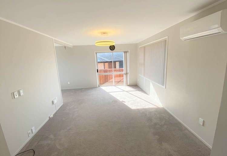 69 Solar Road Glen Eden_1