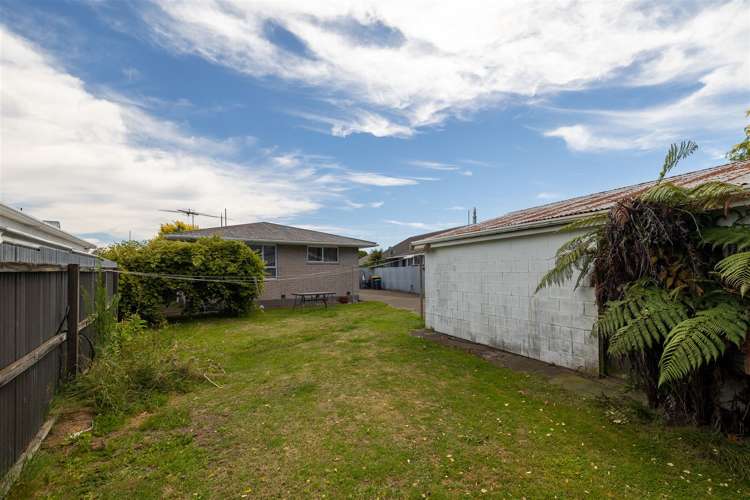 33 Oriana Crescent Hornby_11