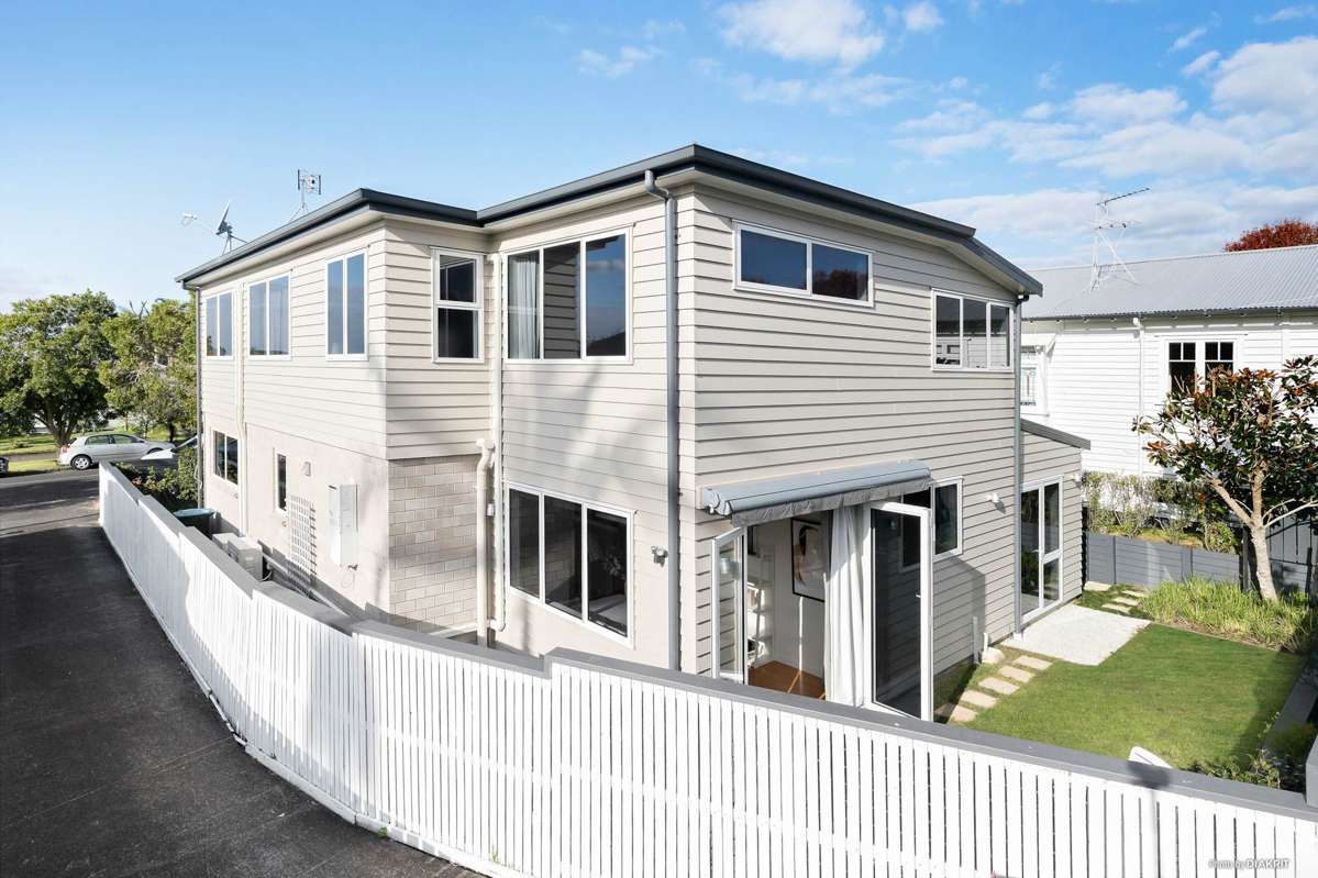 62A Walford Road_2
