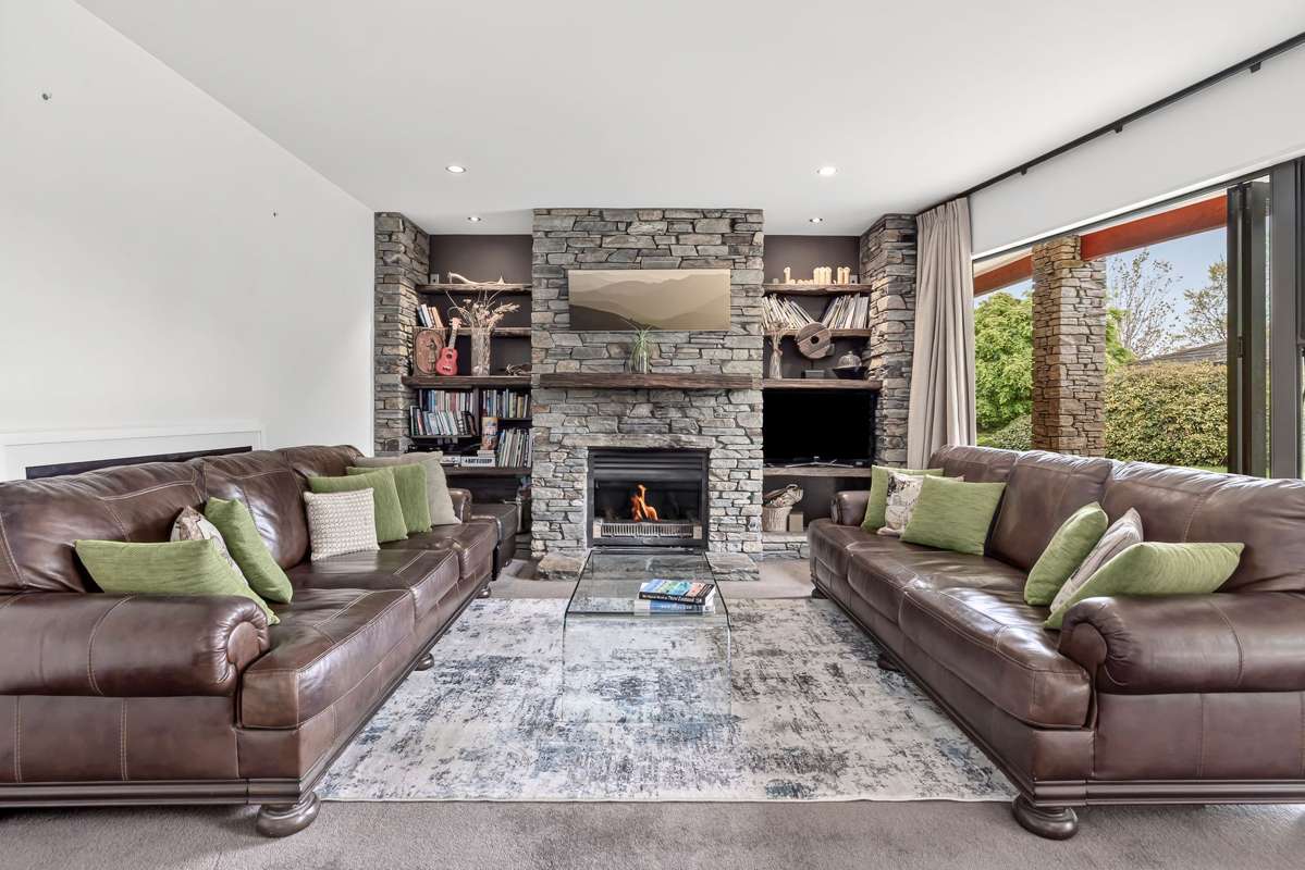 672 Ballantyne Road_1