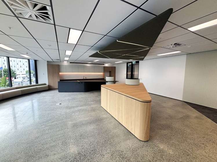 105 Carlton Gore Road_0