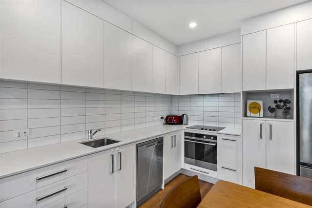 109E/38 Fraser Avenue Northcote_4