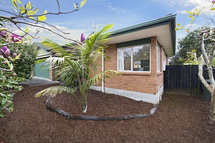 51 Crawford Avenue Mangere Bridge_16