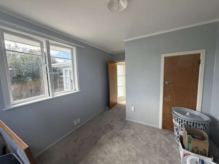 11 Masefield Drive Enderley_10