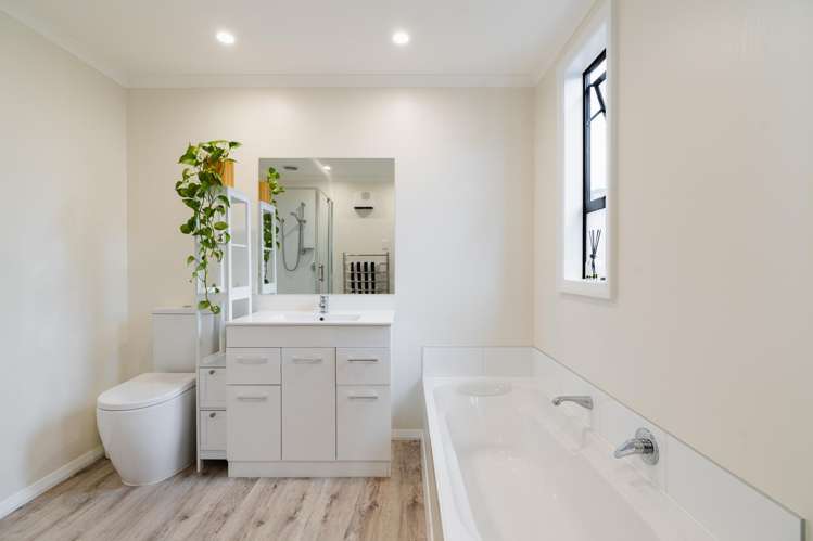 64 Botha Street Tainui_21