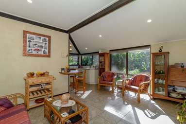 82 Avondale Road_2