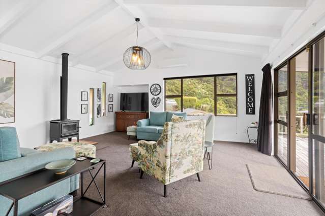424 Port Underwood Road Whatamango Bay_3