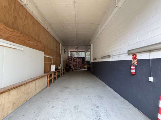 5b Lower Tyers Road Ngauranga_3