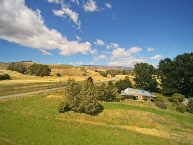 769 Ardgour Road Westland Surrounds_19