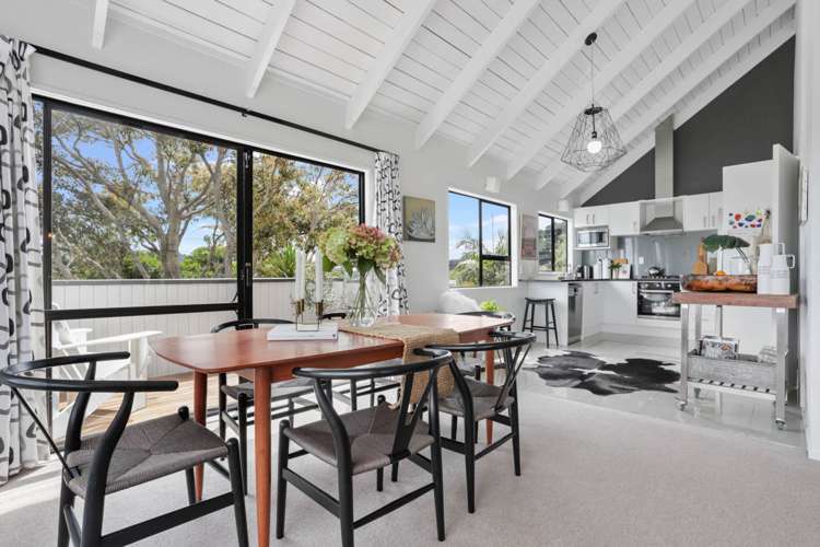 2/42 Shackleton Road Mt Eden_3