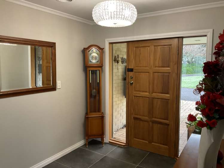 1343 Devon Road Waitara_9