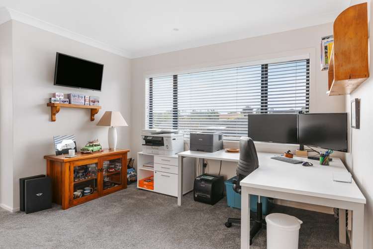 64 Stableford Drive Pyes Pa_16