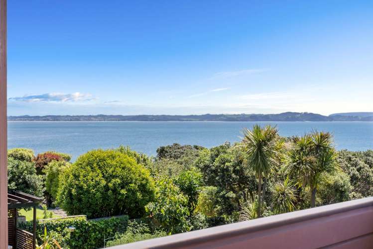 60 Pacific Parade Army Bay_7