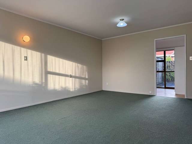 2/14 New Windsor Road Avondale_1